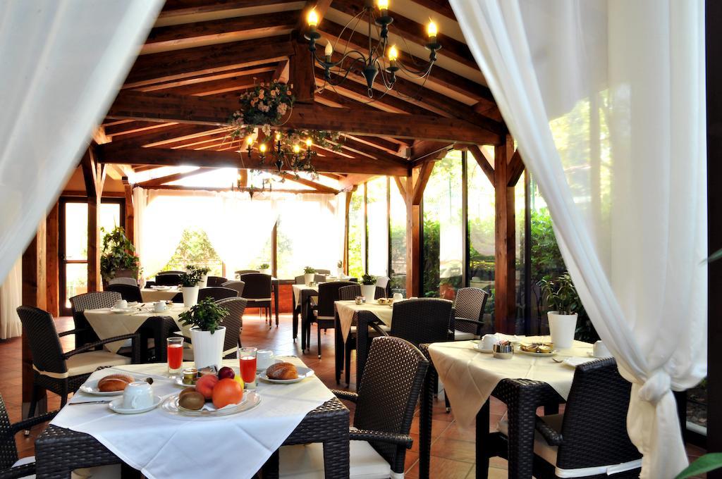Hotel Ferro Di Cavallo Pavullo nel Frignano Εξωτερικό φωτογραφία
